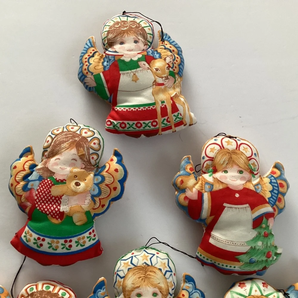 Lot of 6 Angels Cut, Sew and Stuffed Soft Fabric Christmas Ornaments Vintage 70s - Picture 4 of 10